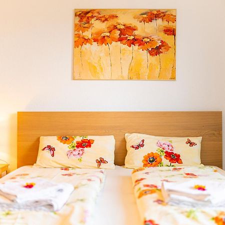 Modernes 2-Zimmer-Apartment Mit Balkon Und Netflix Jena Buitenkant foto