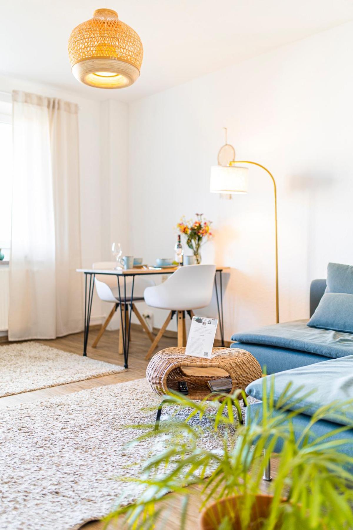Modernes 2-Zimmer-Apartment Mit Balkon Und Netflix Jena Buitenkant foto